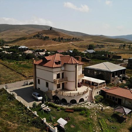 Tsaghkunq Guest House Sevan Exterior foto