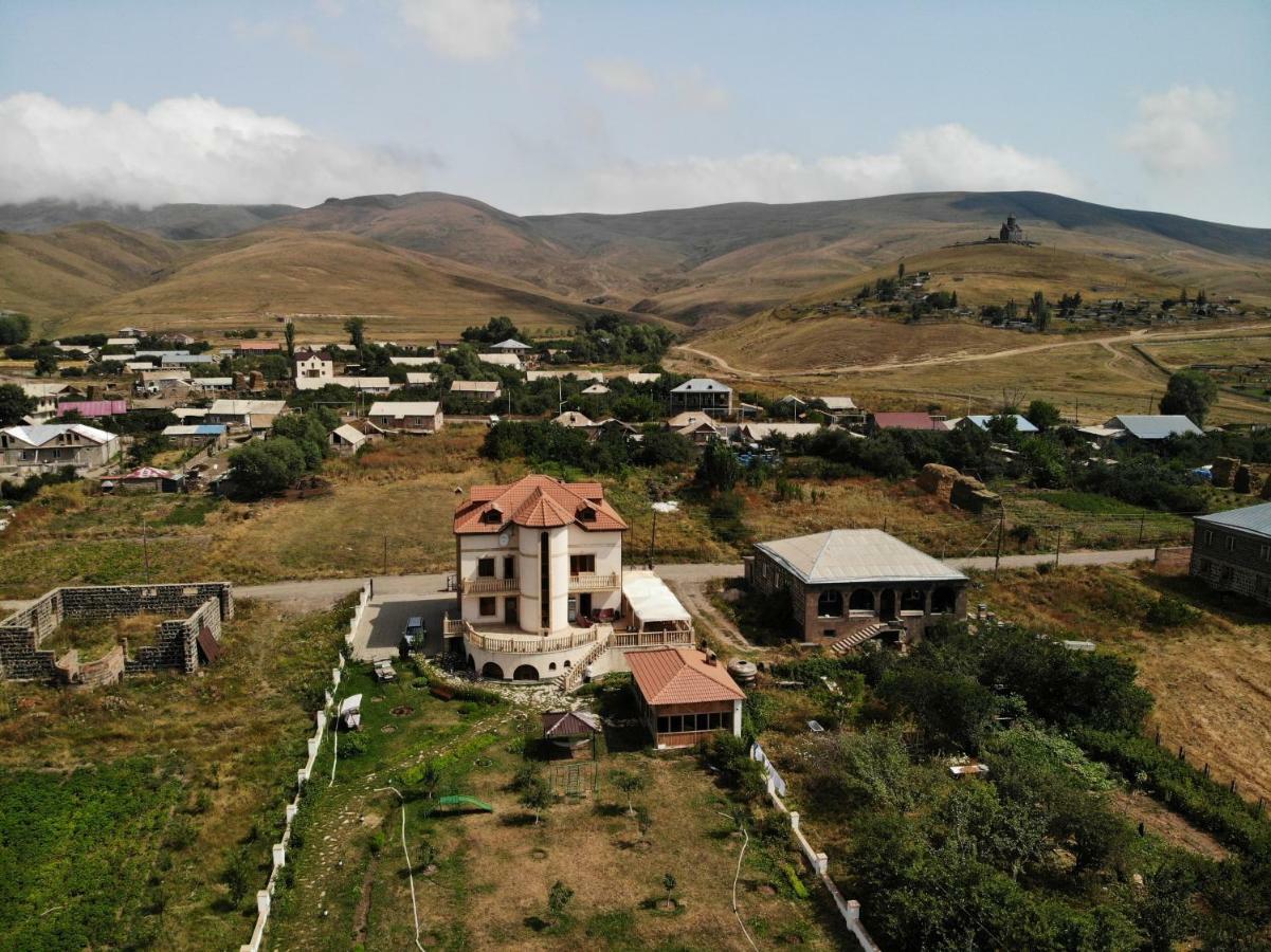Tsaghkunq Guest House Sevan Exterior foto